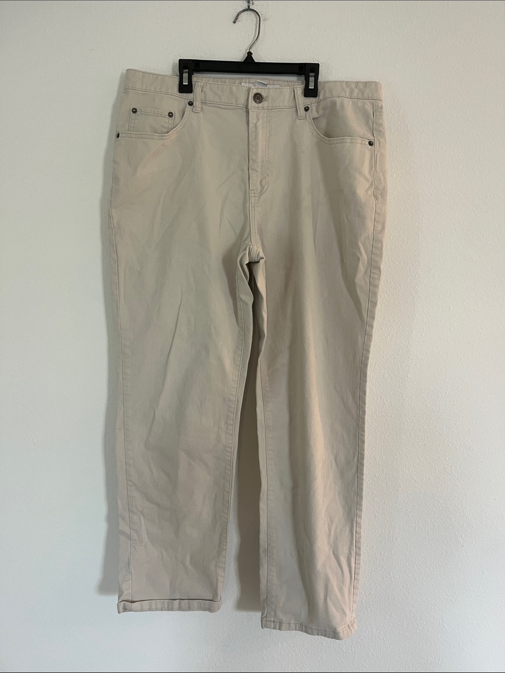 Amazon Essentials Men's Straight Leg Khaki Pants 36x30
